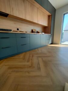 Montaż paneli winylowych - Lubań